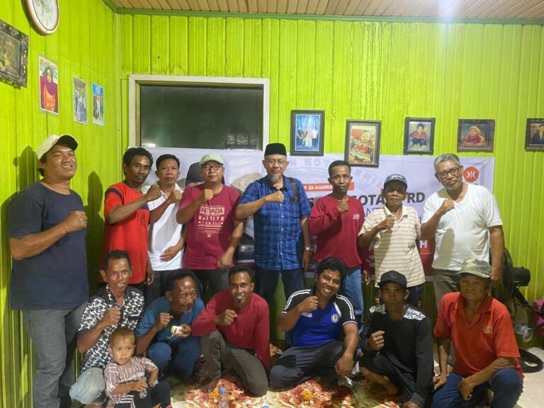 Harun Gelar Reses di 17 Titik, Warga Keluhkan Jalan Rusak Hingga Gagal Panen Harun Ar Rasyid Anggota DPRD FPKS Kaltim saat menggelar Reses