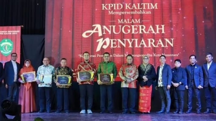 Anugerah Penyiaran KPID Kaltim 2023 Penyiaran Sehat untuk IKN. Anugerah Penyiaran KPID Kaltim