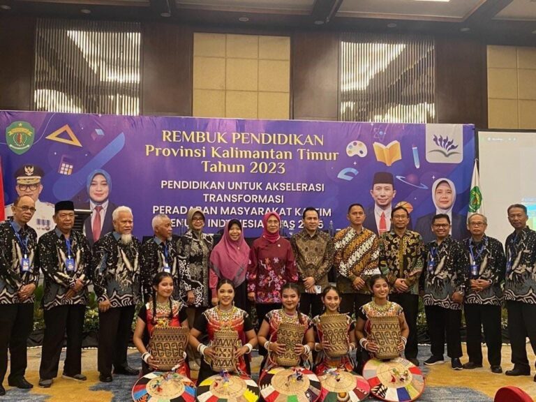 Fitri Maisyaroh Sebut Guru Jembatan Masa Depan Bangsa