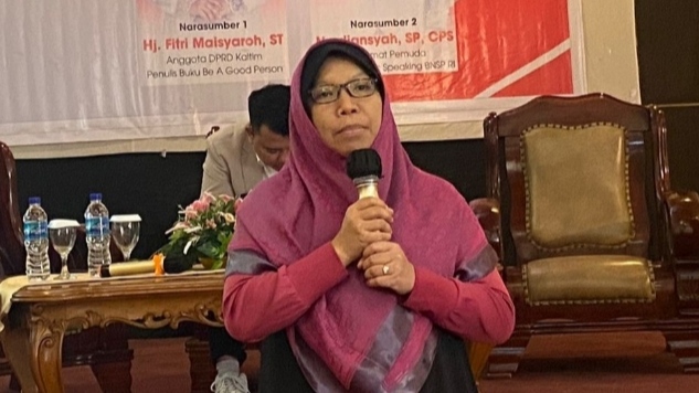 Fitri Maisyaroh Ajak Milenial Membangun Karakter Diri