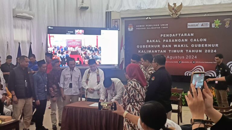 Isran-Hadi Resmi Daftar Pilkada Kaltim 2024 Isran-Hadi Resmi daftar Cagub-Cawagub di Pilkada 2024