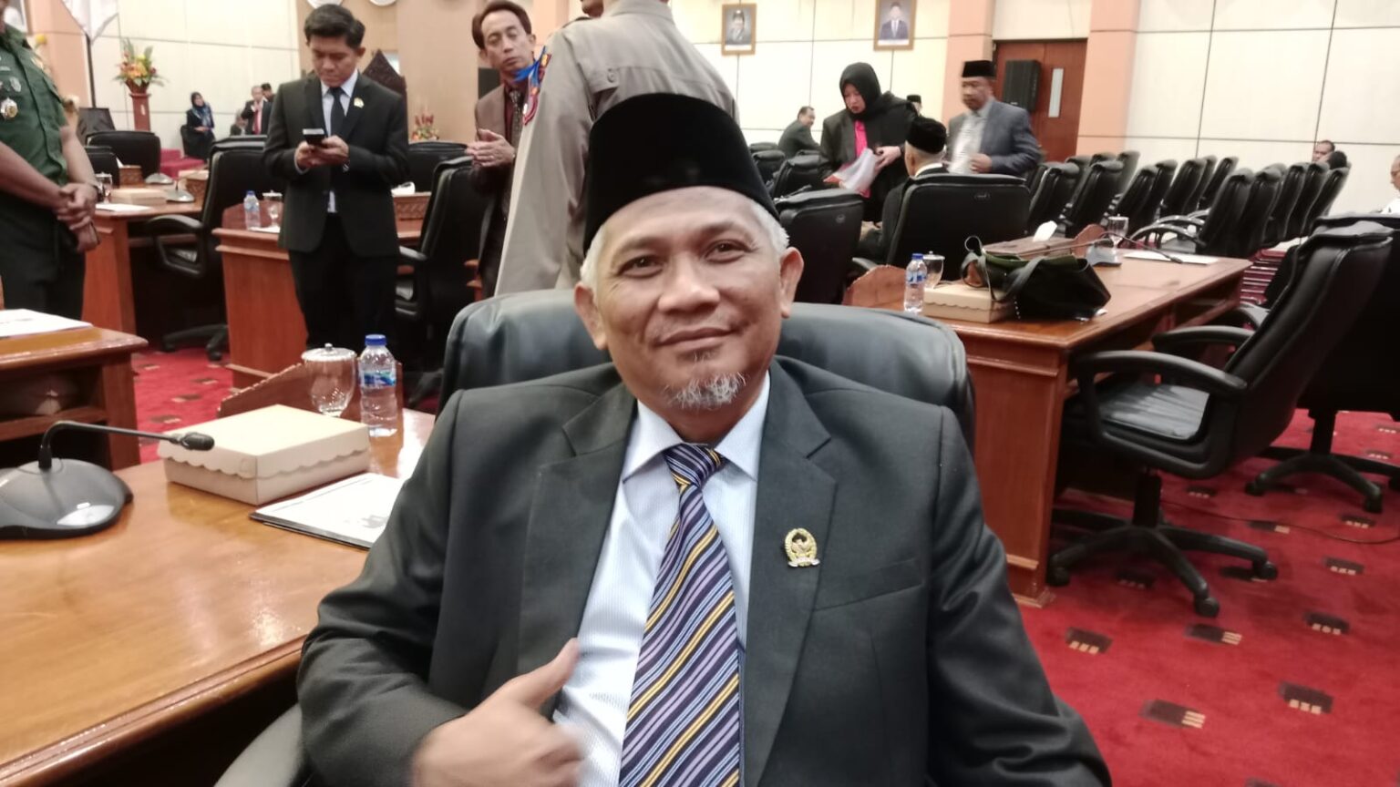 Suharno Tolak Aturan Penyediaan Alat Kontrasepsi bagi Remaja Suharno Tolak Alat Kontrasepsi Bagi Remaja dan Anak Sekolah