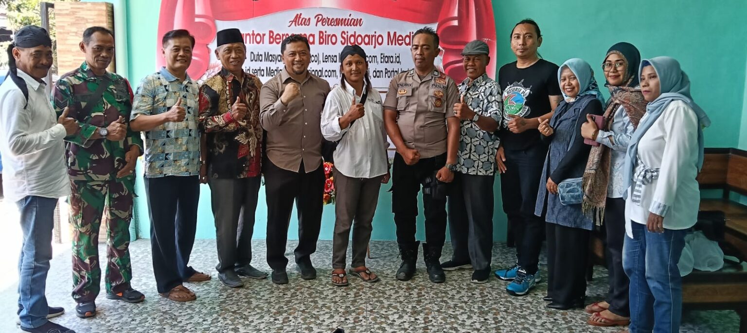 Komitmen Mewujudkan Informasi Publik yang Berkualitas Peresmian kantor bersama media biro Sidoarjo Sabtu (7/9/24)