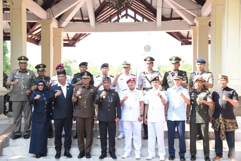 HUT ke-79 Jatim: Bersatu untuk Maju, Turunkan Kemiskinan