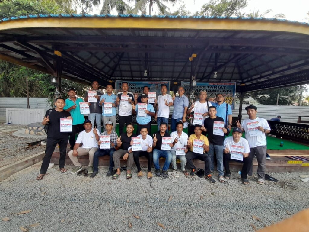 Legislator Kukar Turun Lapangan, Dukung Calon Gubernur dan Bupati dalam Kampanye Dialogis Anggota Dewan Perwakilan Rakyat Daerah (DPRD) Kabupaten Kutai Kartanegara yang tergabung dalam Partai Koalisi Indonesia Maju, turun langsung ke lapangan mendukung calon-calon Gubernur dan Bupati