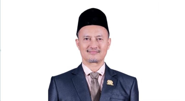 Saeful Rizal: Guru adalah Pilar Peradaban, Selamat Hari Guru! Saeful Rizal, Anggota Komisi A DPRD Kota Bontang