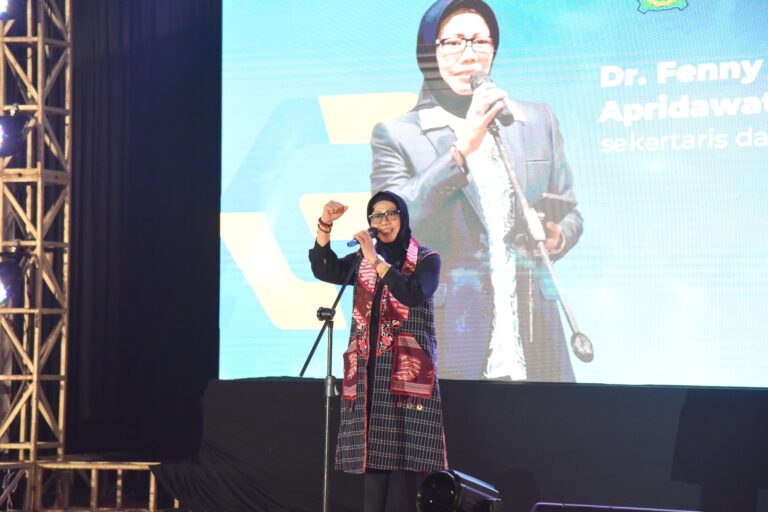 Sekretaris Daerah, Fenny Apridawati