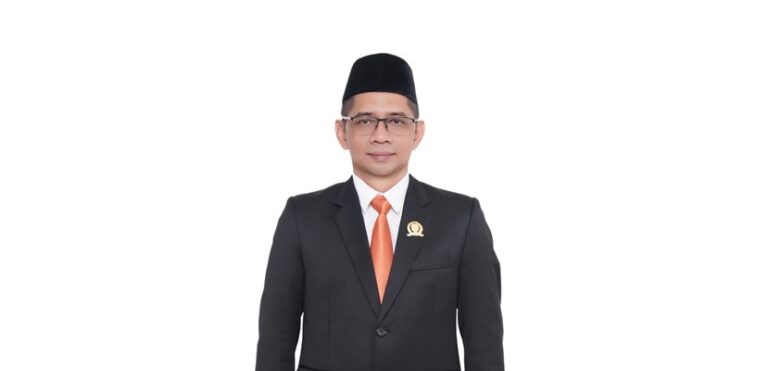 Fraksi PKS Dukung Program GratisPol dan Infrastruktur Kaltim Ketua Fraksi Partai Keadilan Sejahtera (PKS) DPRD Kalimantan Timur, Firnadi Ikhsan,