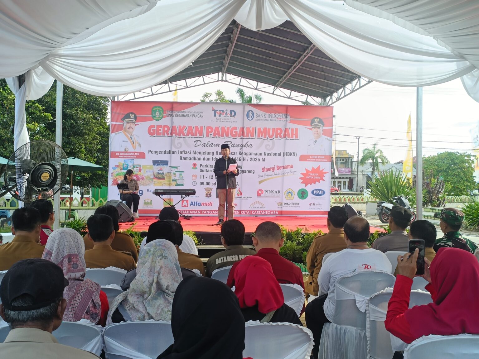 Pemkab Kukar Gelar Gerakan Pangan Murah di Bulan Ramadan Sekretaris Daerah (Sekda) Kukar, Sunggono