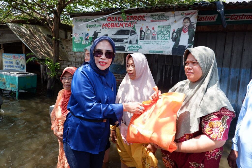 Pemkab Sidoarjo Gerak Cepat Salurkan Bantuan Korban Banjir di Sidoarjo
