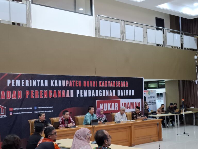 Sekda Kukar Dorong OPD Maksimalkan Pendapatan Daerah Forum Lintas Perangkat Daerah