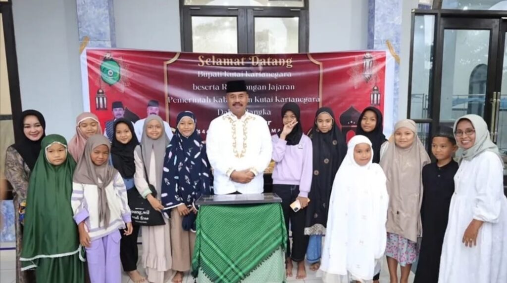 Masjid Darul Muttaqin Diresmikan, Bupati Kukar Apresiasi Kolaborasi Warga dan Perusahaan Bupati Kukar Edi Damansyah