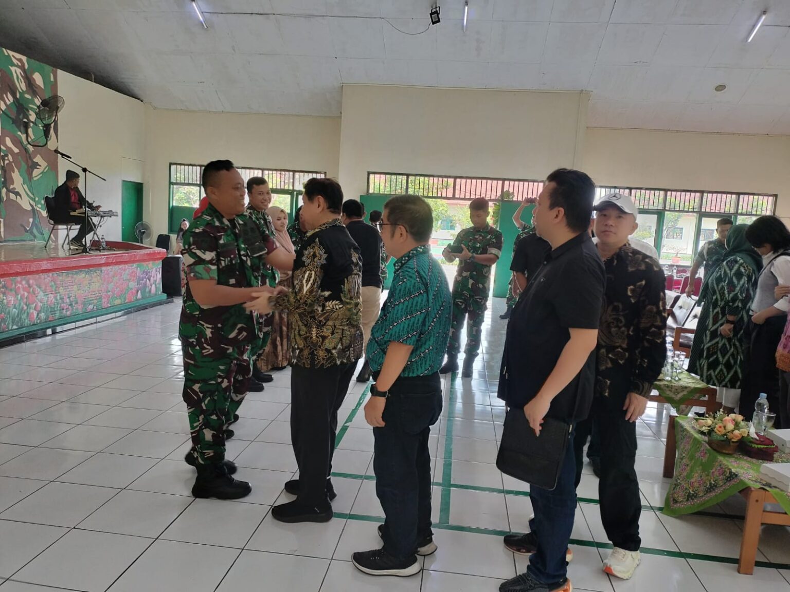 Syukuran Pangkat dan Halal Bihalal Lemasmil III Penuh Kekeluargaan Halal Bihalal dan Syukuran Lemasmil III Surabaya