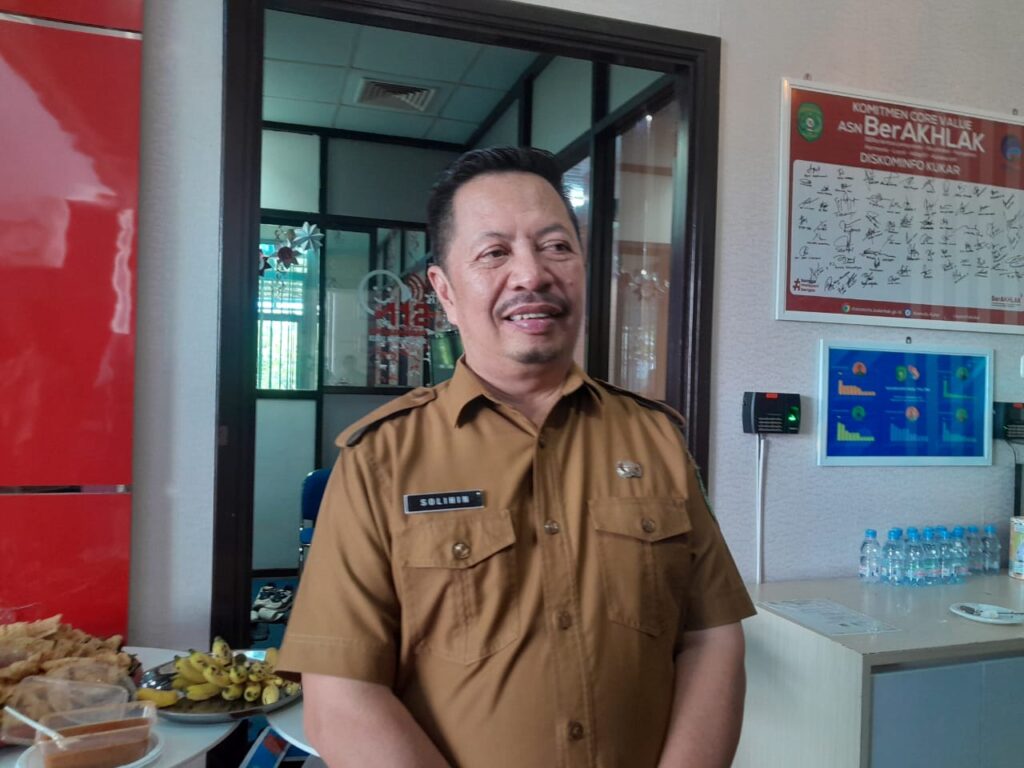 Momen Syawal, Diskominfo Kukar Gelar Halal Bihalal dan Donor Darah Kepala Diskominfo Kukar Solihin