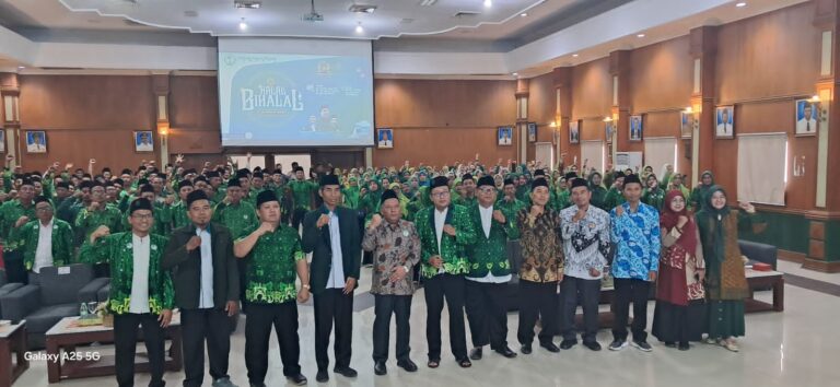 Pergunu Jombang Lantik PAC dan Luncurkan Buku Pegon: Gerakan Literasi Islam Nusantara yang Mengakar PC Pergunu Jombang