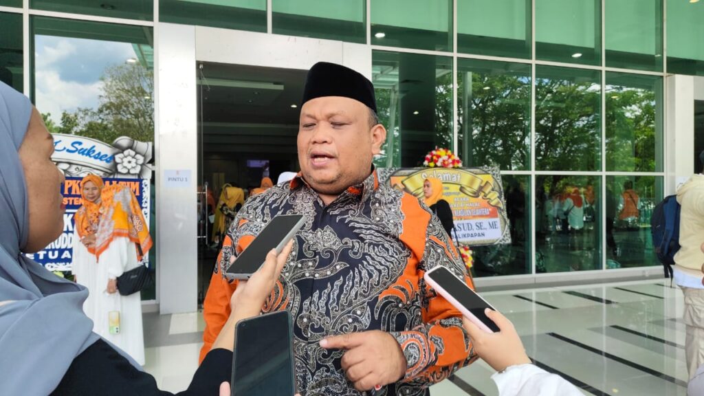 Aleg PKS Dorong Pelatihan Teknologi untuk Petani Milenial Sekretaris Fraksi PKS DPRD Kaltim Agusriansyah Ridwan saat diwawancarai di Gedung Convention Hall Samarinda.