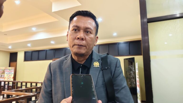 Pemekaran 7 Desa di Kukar Masuki Tahap Penetapan Definitif Johansyah, Ketua Bapemperda DPRD Kutai Kartanegara saat diwawancarai di Gedung DPRD Kukar, Senin (5/5/2025)