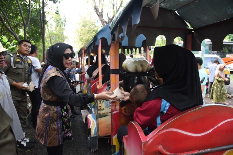 Wakil Bupati Sidoarjo, Hj. Mimik Idayana