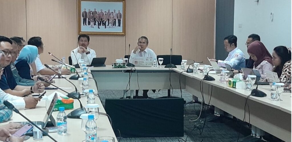 Kolaborasi Strategis Kukar Dorong Inklusi Keuangan Desa Sekretaris Daerah Kutai Kartanegara Sunggono
