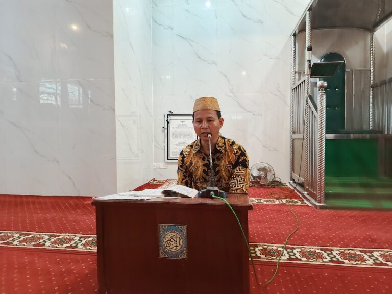 Pengajian Rutin di Lapas Sidoarjo Perkuat Karakter Warga Binaan Suasana pengajian rutin di Lapas Kelas IIA Sidoarjo, Jumat (20/6/2025)