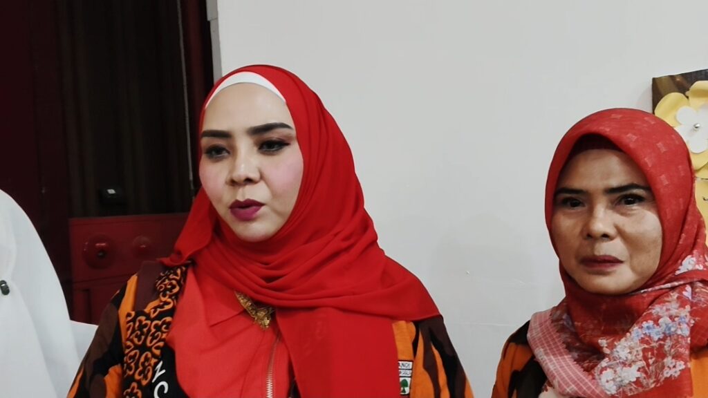 Srikandi Pemuda Pancasila Samarinda Nobar Film Believe Bersama TNI Ketua DPW Srikandi PP Kaltim, Rini Sar Dewi,