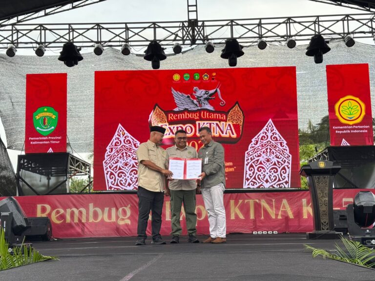 Bupati Aulia Rahman Basri Buka Expo KTNA Nasional 2025