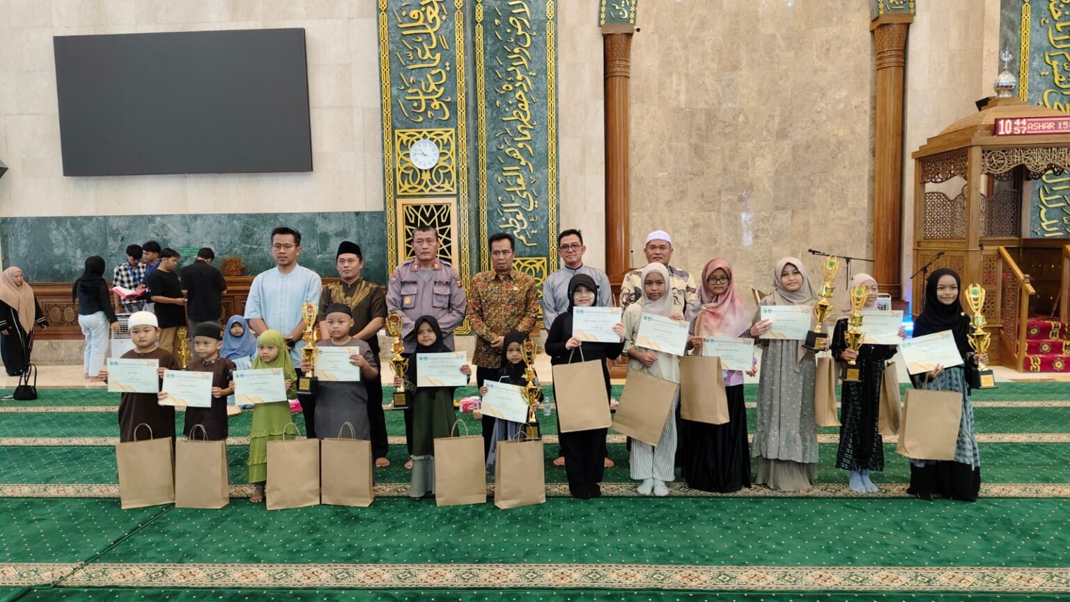 Disdikbud Kutim Akan Siapkan Animasi Sejarah Kebudayaan Islam Kutim penutupan Pameran Sejarah Islam di Masjid Agung Al-Faruq, Sangatta, pada Sabtu (22/11/2025)