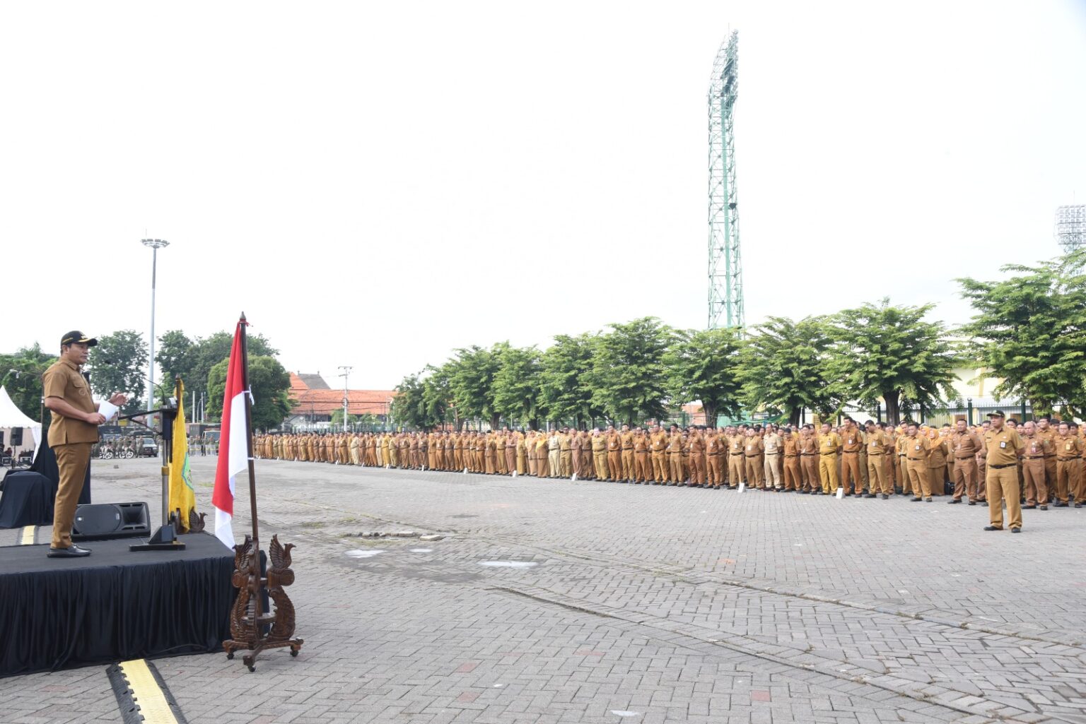 Apel Akbar 2026 Jadi Titik Awal Soliditas ASN Sidoarjo Apel Akbar yang di hadiri ribuan Aparatur Sipil Negara,yang Pimpin langsung oleh Bupati Sidoarjo