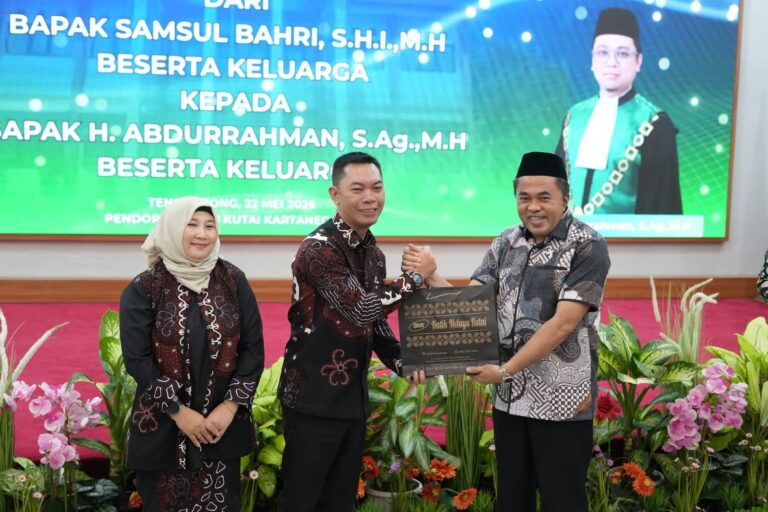 Ketua DPRD Kukar Hadiri Pisah Sambut Ketua PA Tenggarong