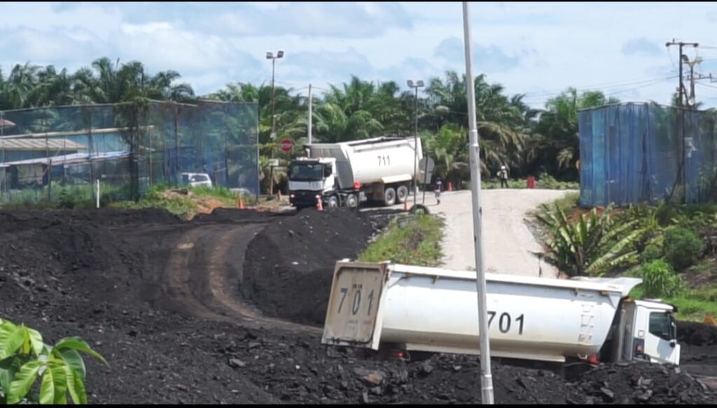 DPRD Kukar Tinjau Dugaan Polusi di Area PT BAR