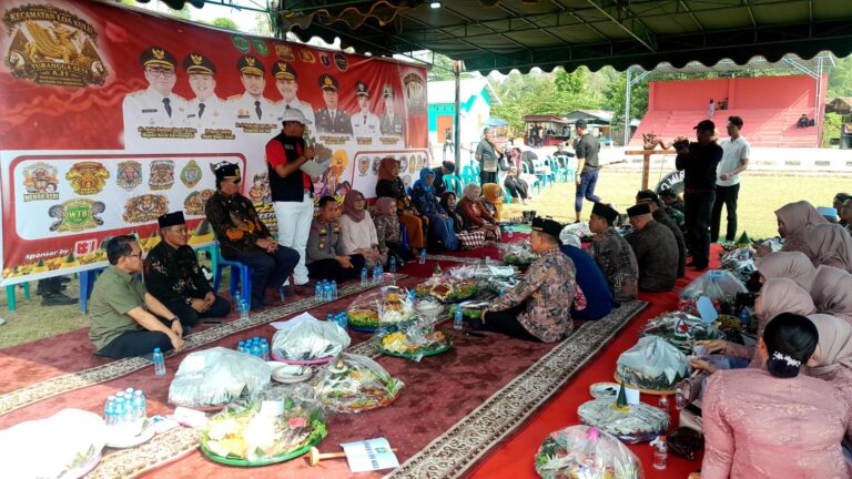 Festival 1000 Tumpeng Hidupkan Budaya Loa Kulu