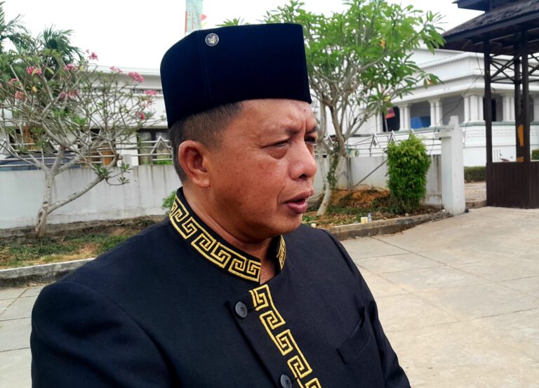 Sekitar 30 SPBU di Kukar Wajib Jalani Tera Alat Ukur Setiap Tahun Plt Kepala Disperindag Kukar, Burhanuddin,