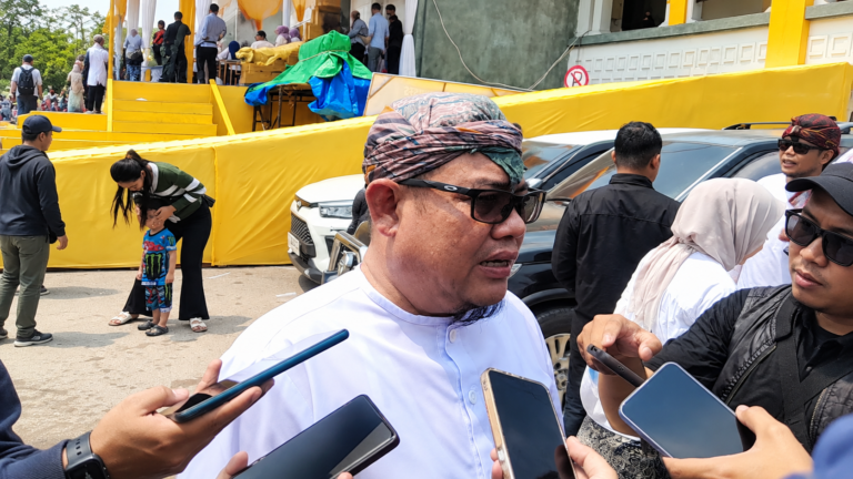 Desa Kahala Masuk Tiga Besar Nasional Penanganan Stunting, BPMDES Kukar Harap Jadi Terbaik Kepala BPMDES Kutai Kartanegara, Aryanto, memberikan keterangan kepada awak media terkait capaian Desa Kahala yang masuk tiga besar nasional dalam penilaian percepatan penanganan stunting.