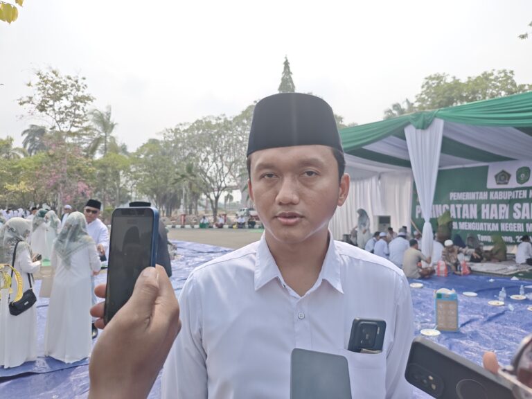 Melalui Kukar Idaman Terbaik, 2.197 Santri Terima Bantuan Pendidikan Kepala Bagian Kesejahteraan Rakyat (Kabag Kesra) Sekretariat Kabupaten Kukar, Fathul Alamin